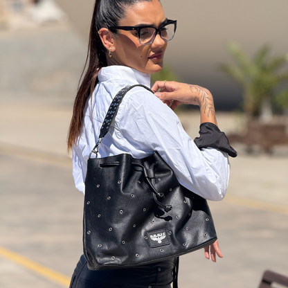 Elegante Bucket-Bag aus Echtleder mit Nieten – Schwarz – IULIUS