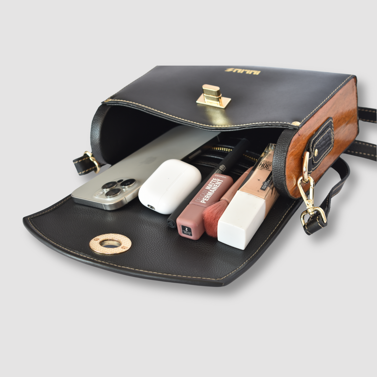 IULIUS Luxus-Echtleder-Tasche mit Krokodilleder-Prägung & Holzgriffen – Schwarz